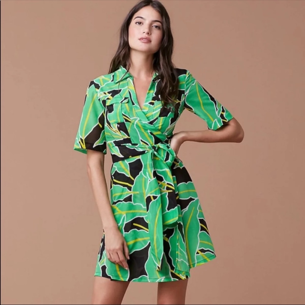 Diane von Furstenberg wrap clarem mini dress NWT